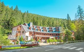Relax Hotel Fim